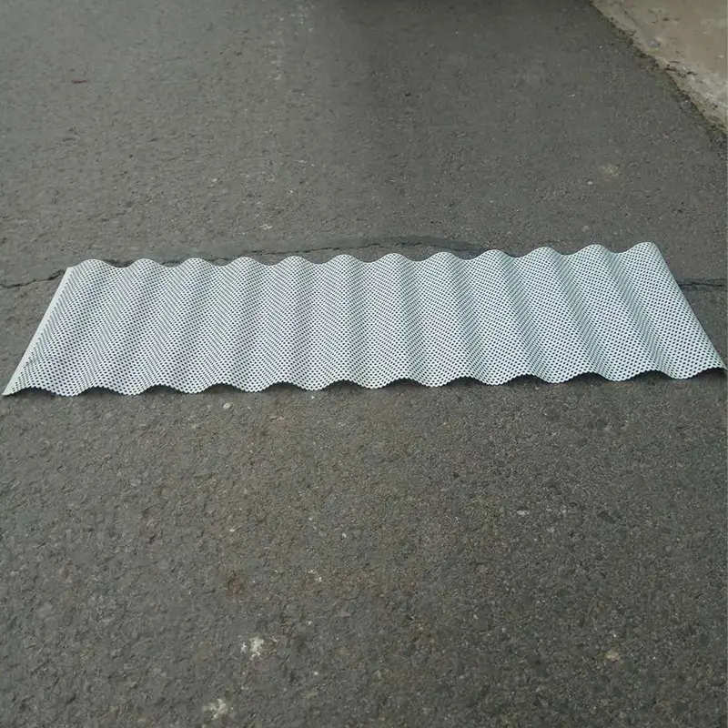 ছিদ্রযুক্ত প্রোফাইলযুক্ত মেটাল প্যানেল